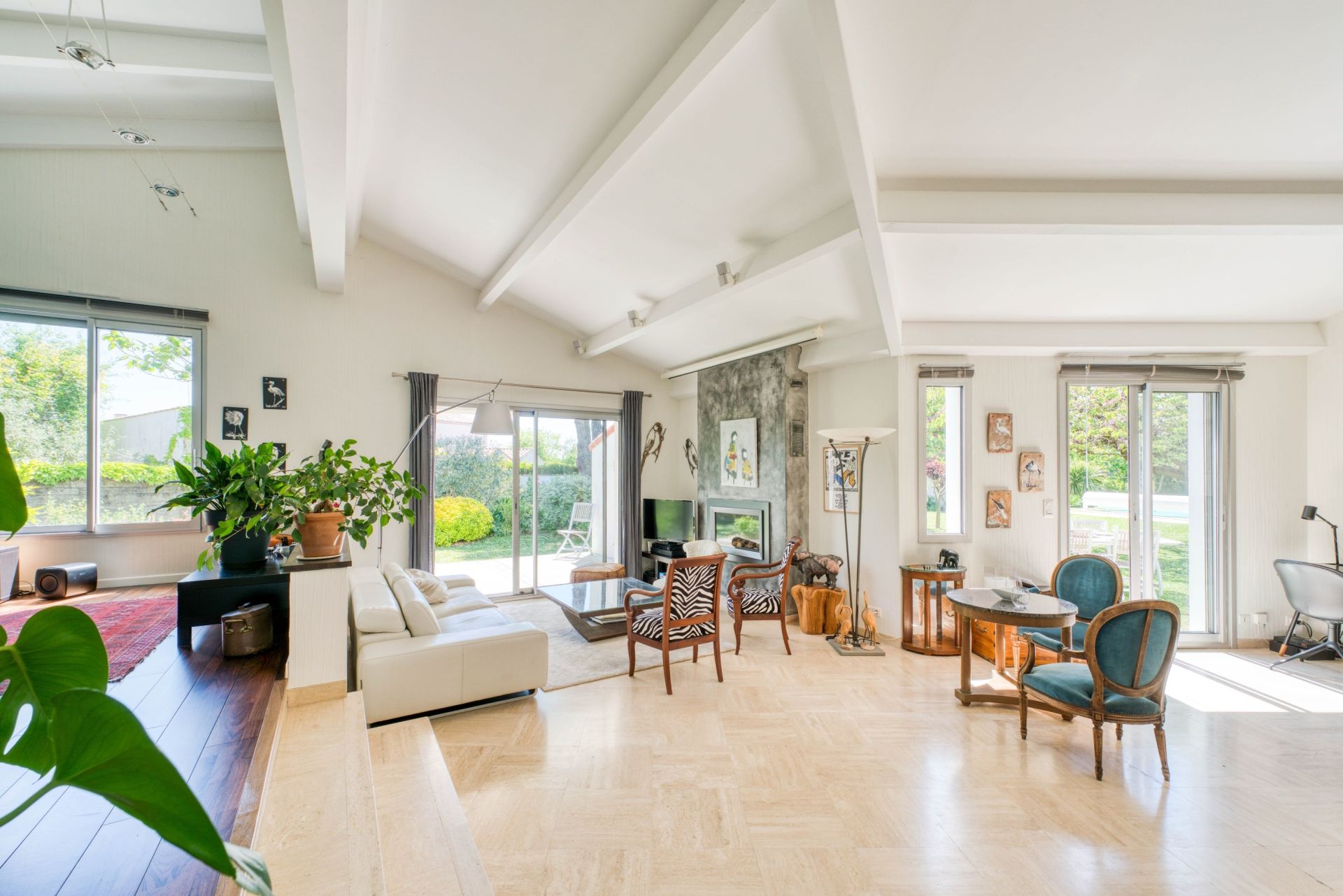 maison de luxe 7 Pièces en vente sur DOMPIERRE SUR MER (17139)
