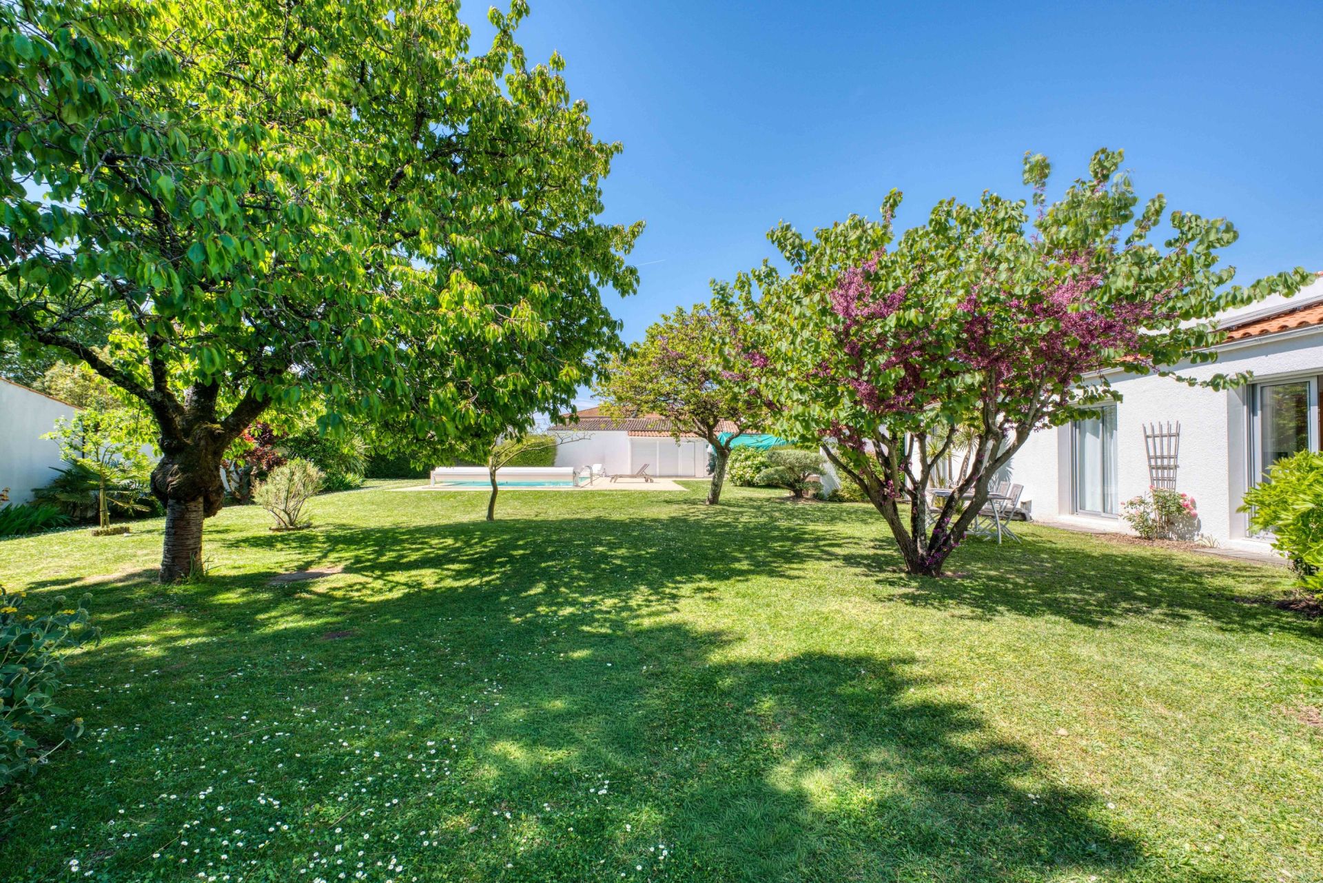 maison de luxe 7 Pièces en vente sur DOMPIERRE SUR MER (17139)