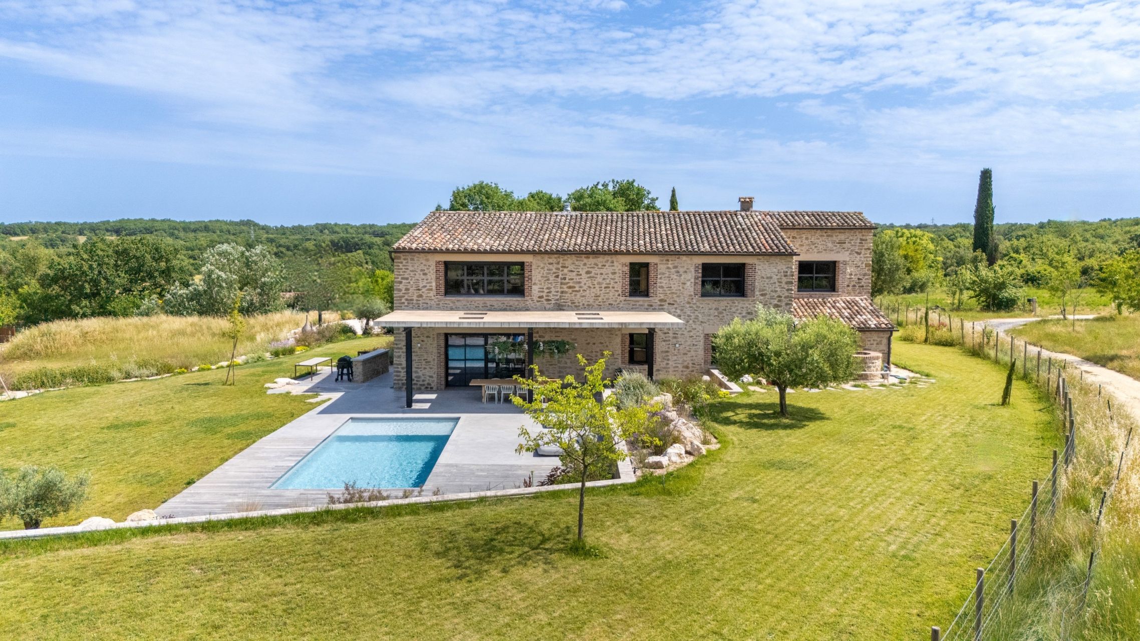 maison de luxe 7 Pièces en vente sur UZES (30700)