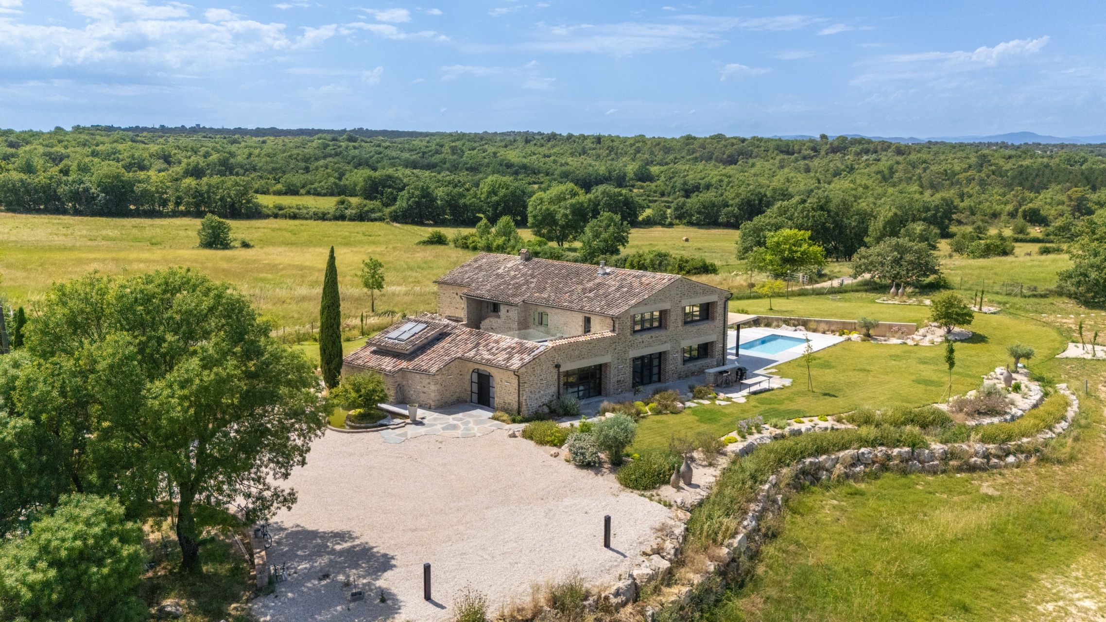 maison de luxe 7 Pièces en vente sur UZES (30700)