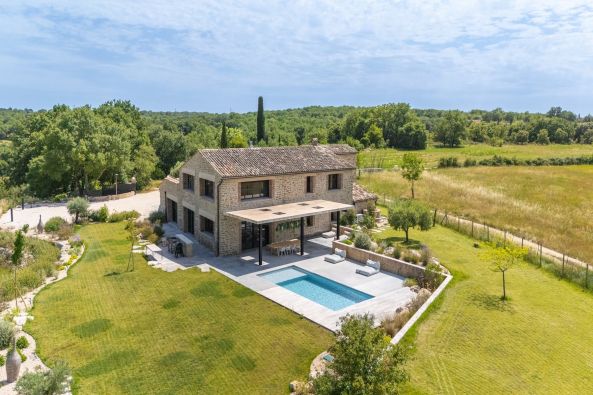 Vente Maison de luxe Uzès 7&nbsp;Pièces 350&nbsp;m²