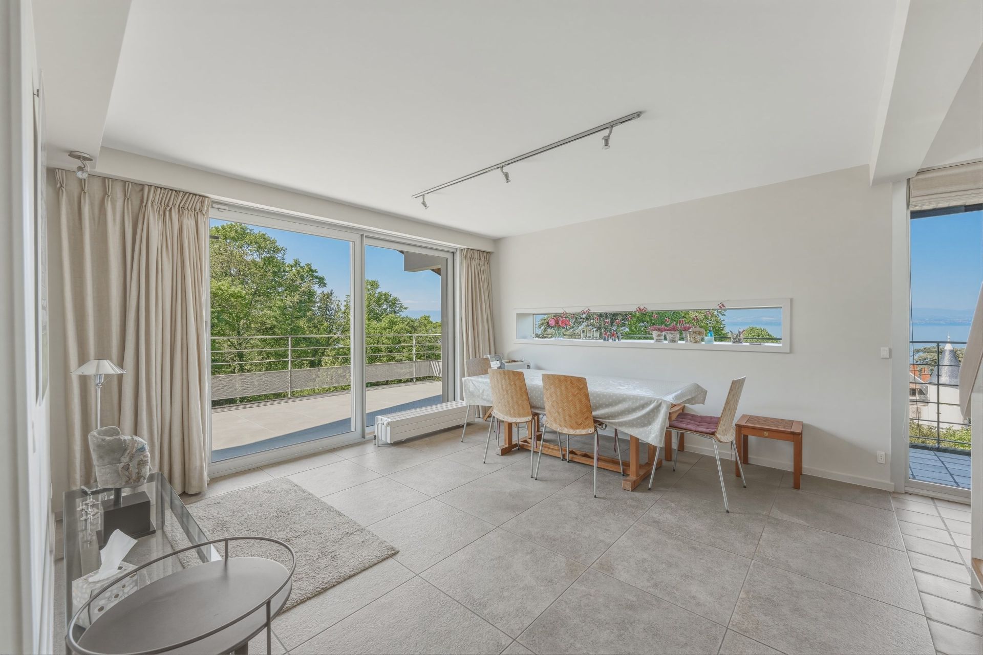 luxury house 7 Rooms for sale on THONON LES BAINS (74200)