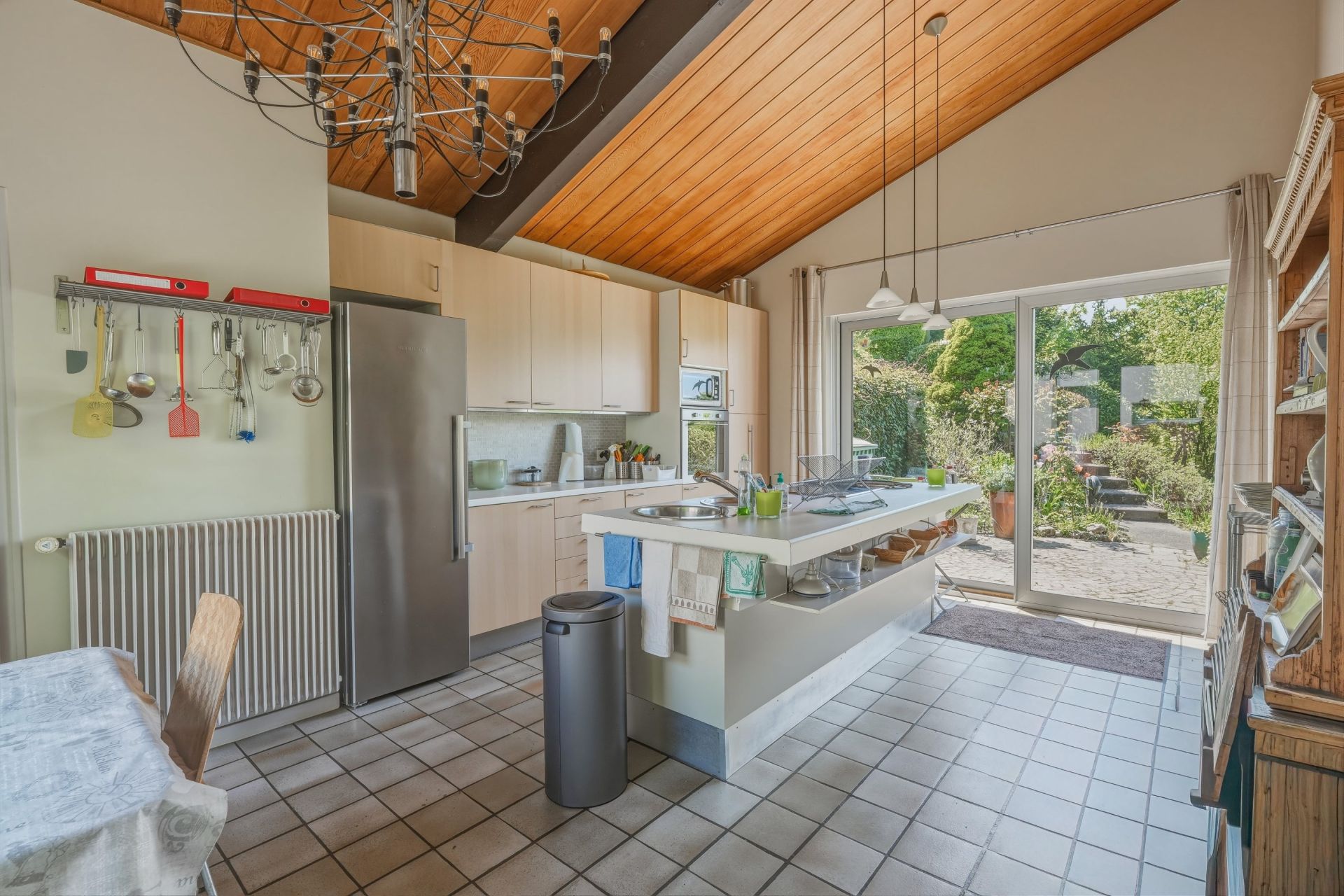 luxury house 7 Rooms for sale on THONON LES BAINS (74200)