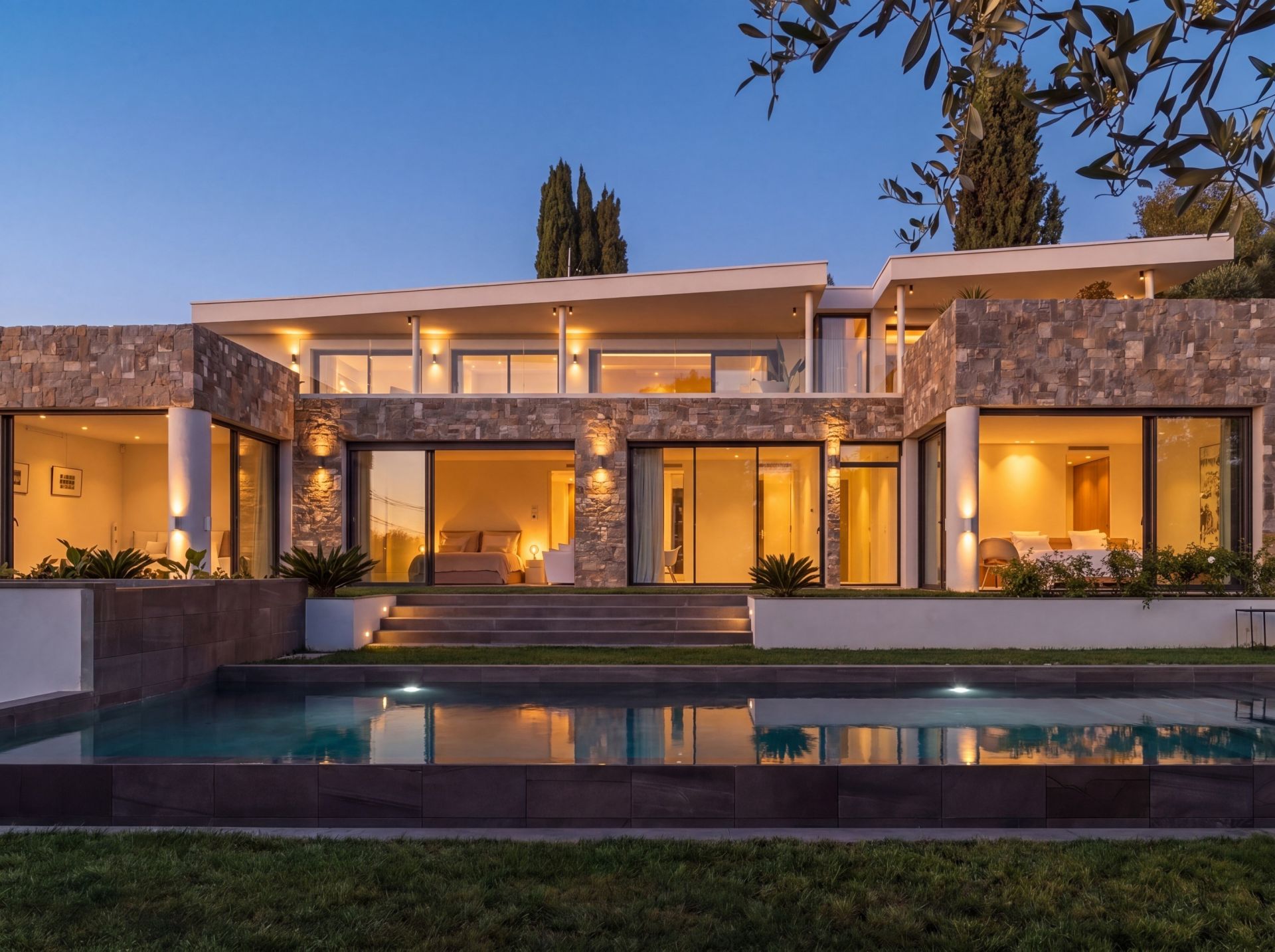 maison contemporaine 7 Pièces en vente sur LE CANNET (06110)