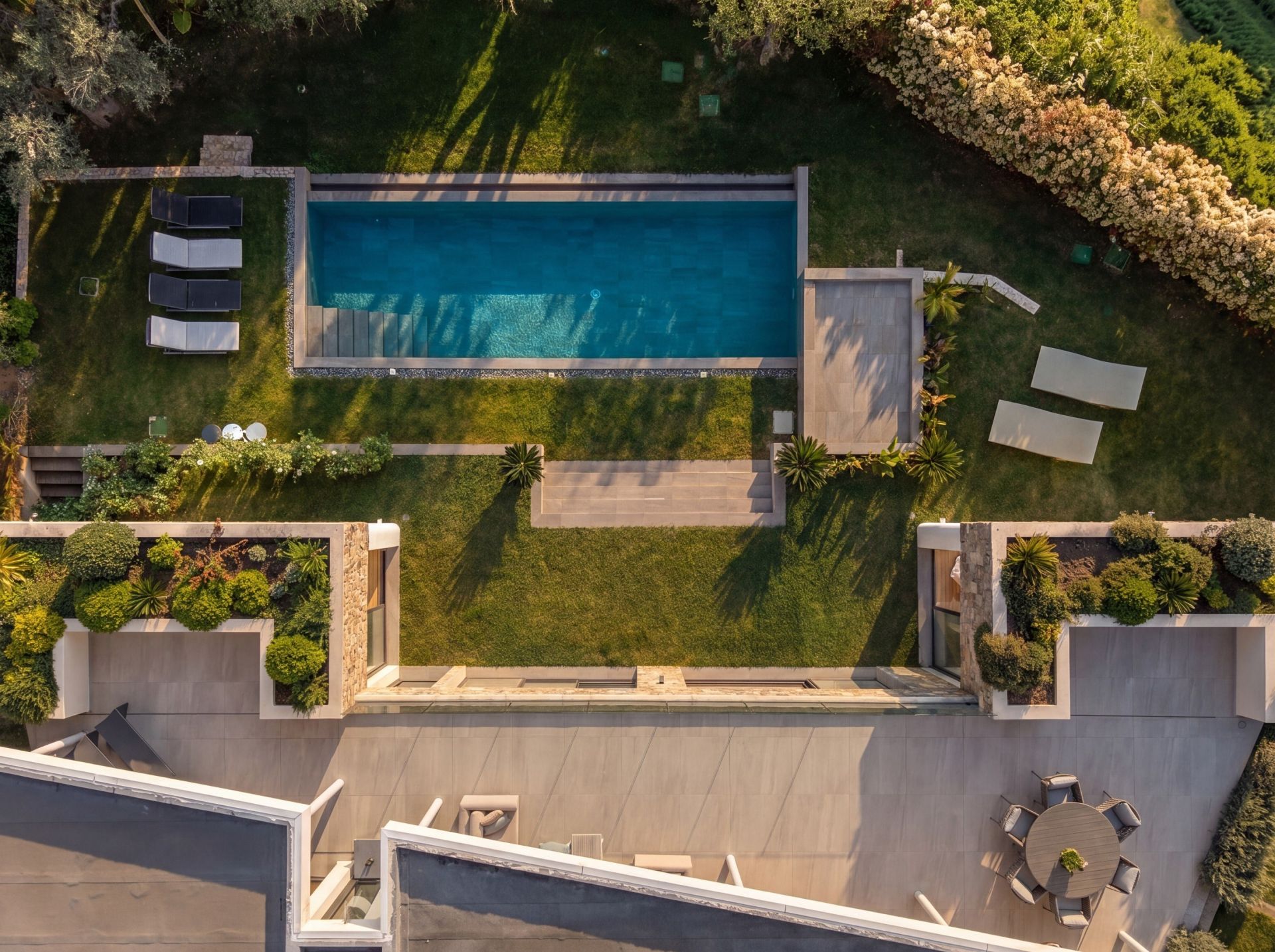 maison contemporaine 7 Pièces en vente sur LE CANNET (06110)