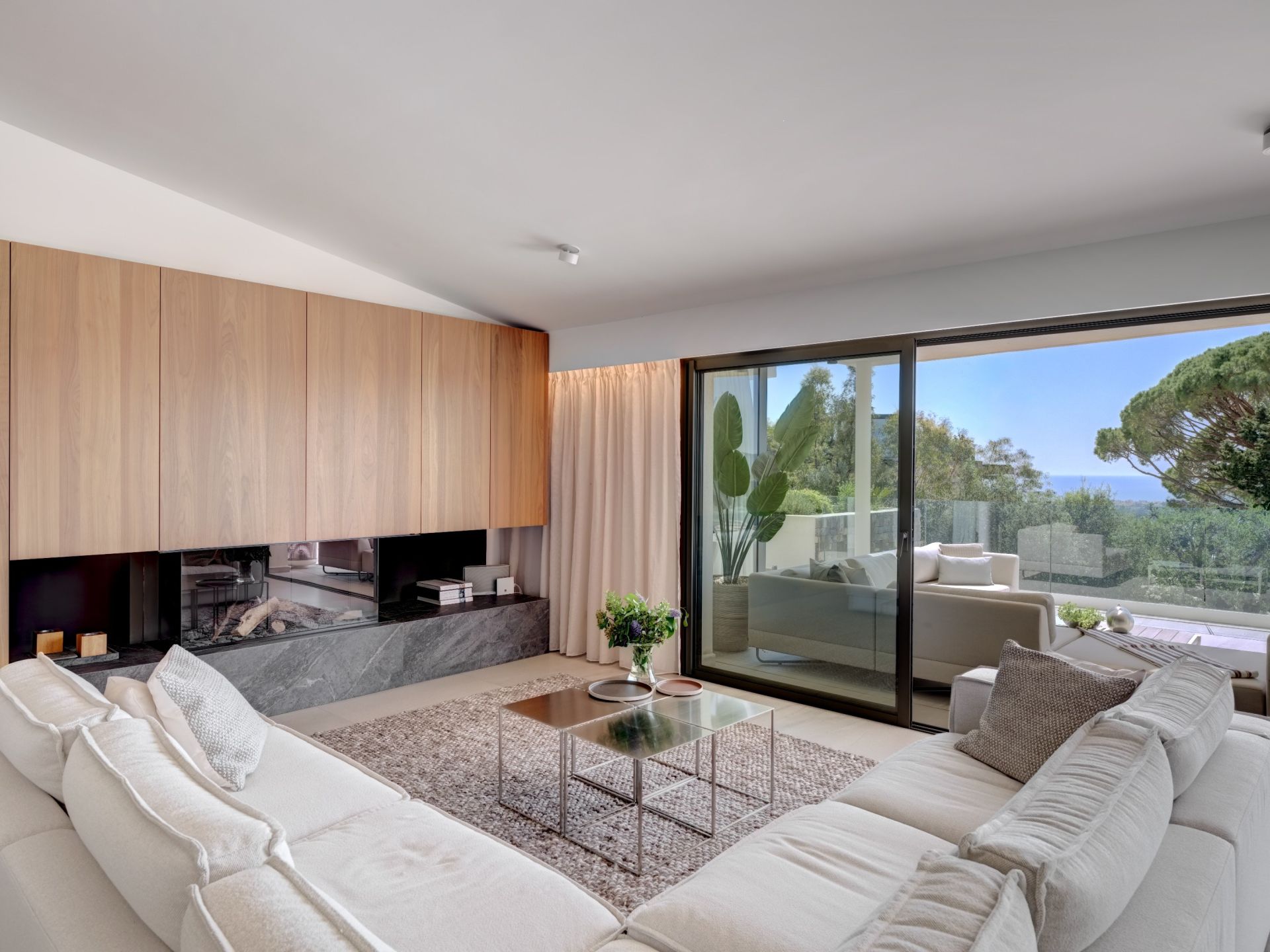 maison contemporaine 7 Pièces en vente sur LE CANNET (06110)