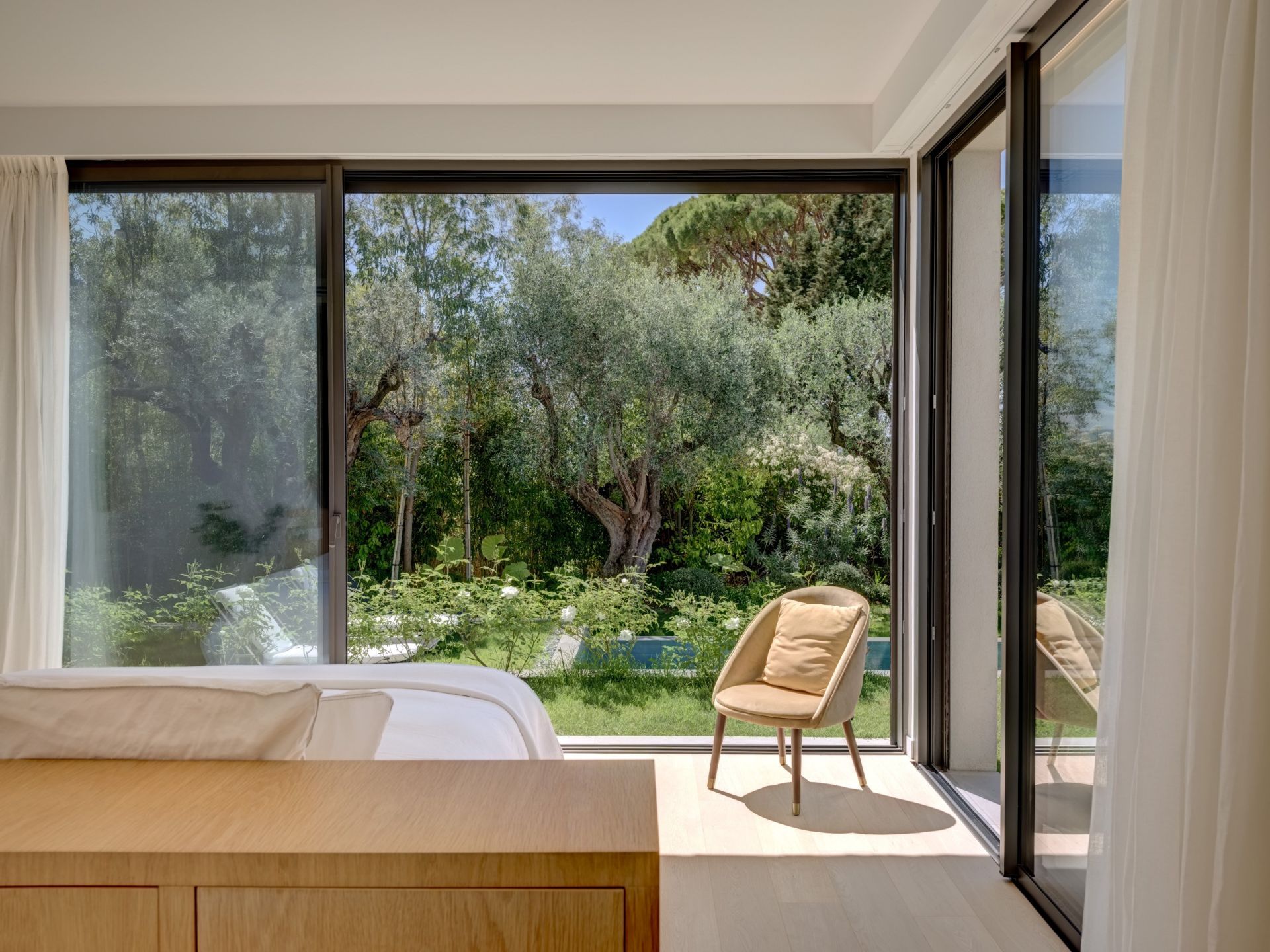 maison contemporaine 7 Pièces en vente sur LE CANNET (06110)