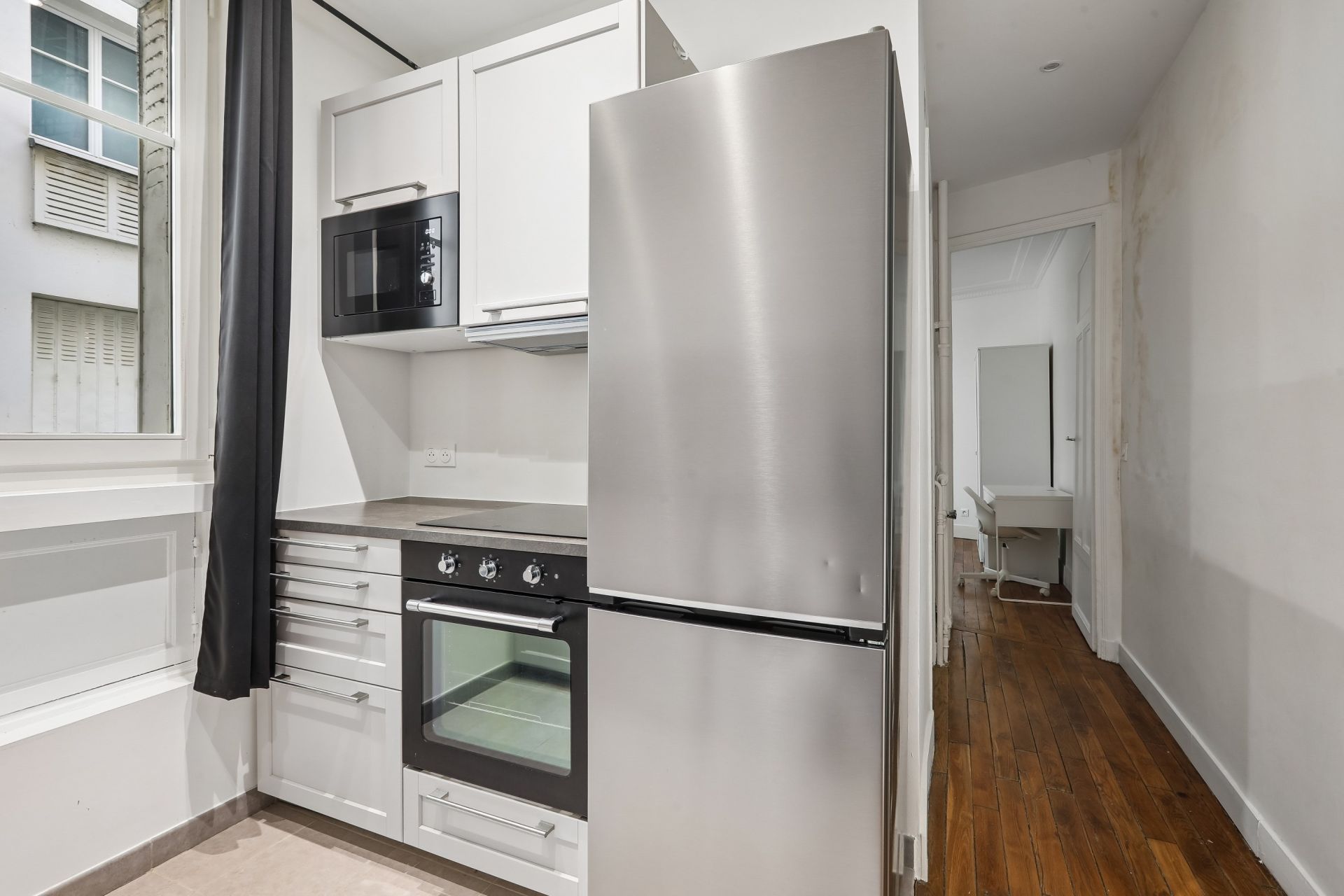 luxury apartment 2 Rooms for sale on PARIS (75116)
