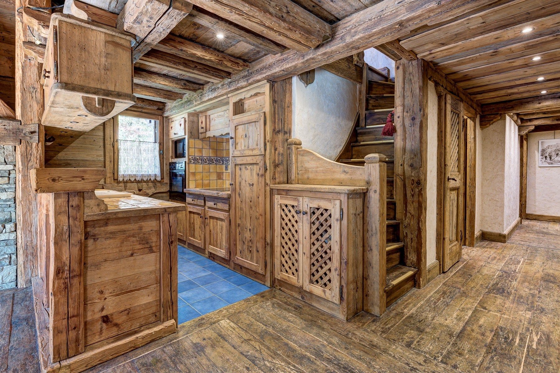 luxury apartment 6 Rooms for sale on CHAMONIX MONT BLANC (74400)