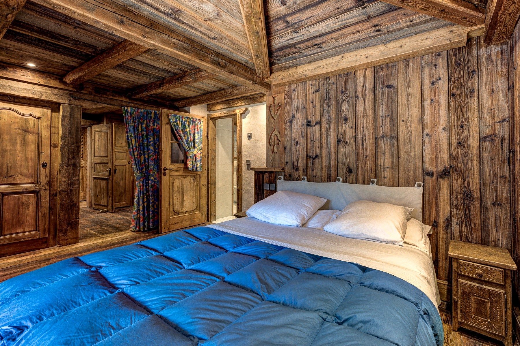 luxury apartment 6 Rooms for sale on CHAMONIX MONT BLANC (74400)