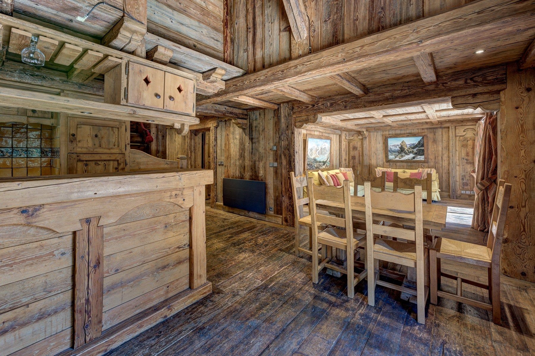 luxury apartment 6 Rooms for sale on CHAMONIX MONT BLANC (74400)