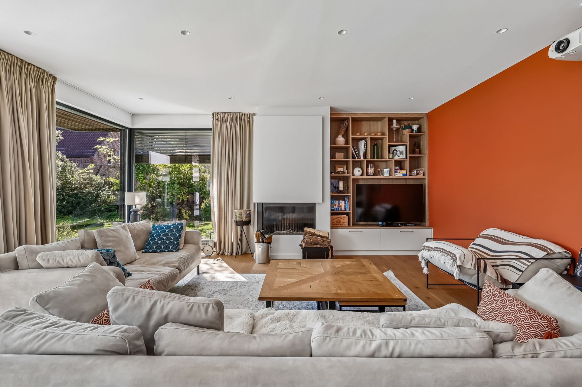 luxury house 6 Rooms for sale on MOUVAUX (59420)