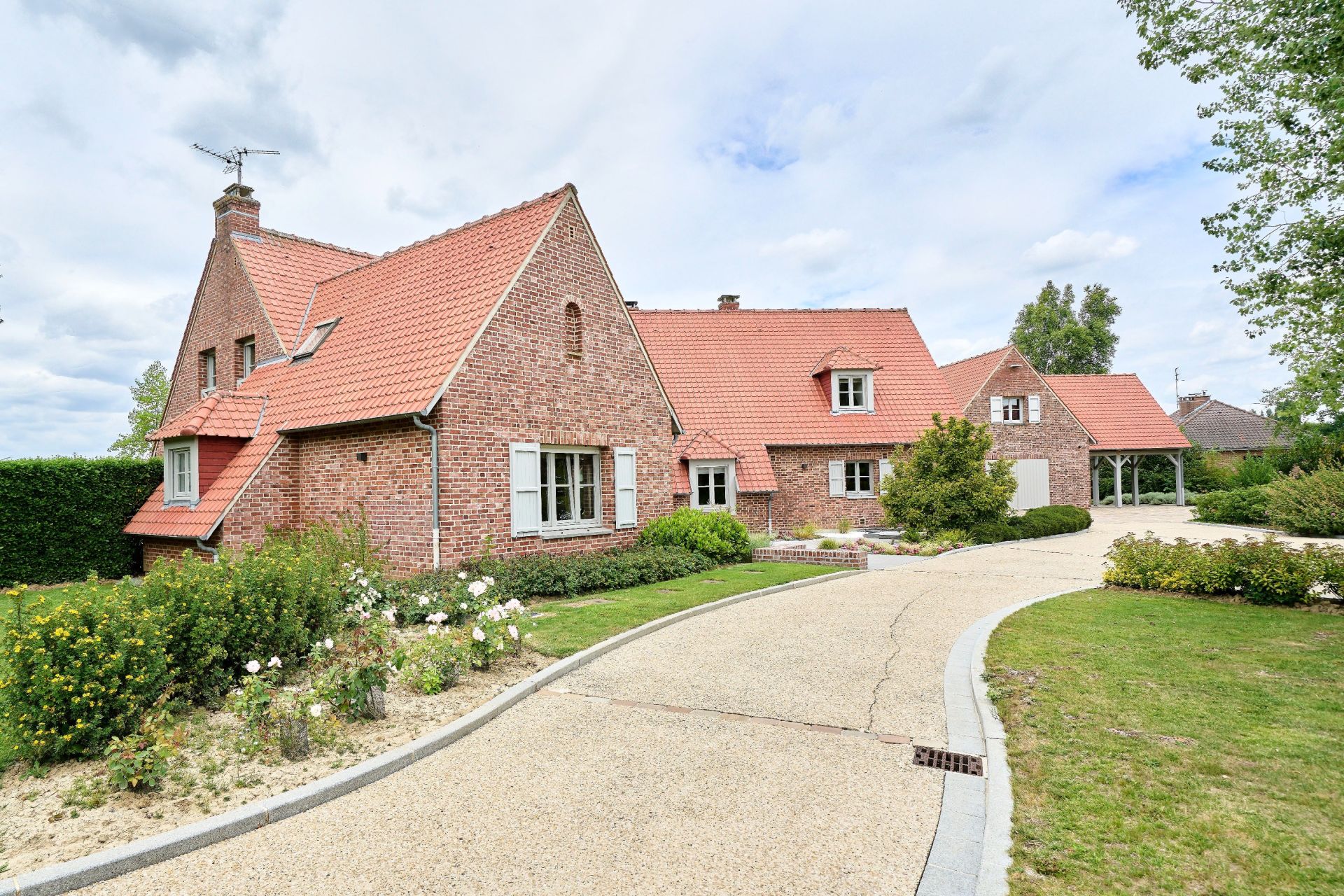 maison de luxe 15 Pièces en vente sur RADINGHEM EN WEPPES (59320)