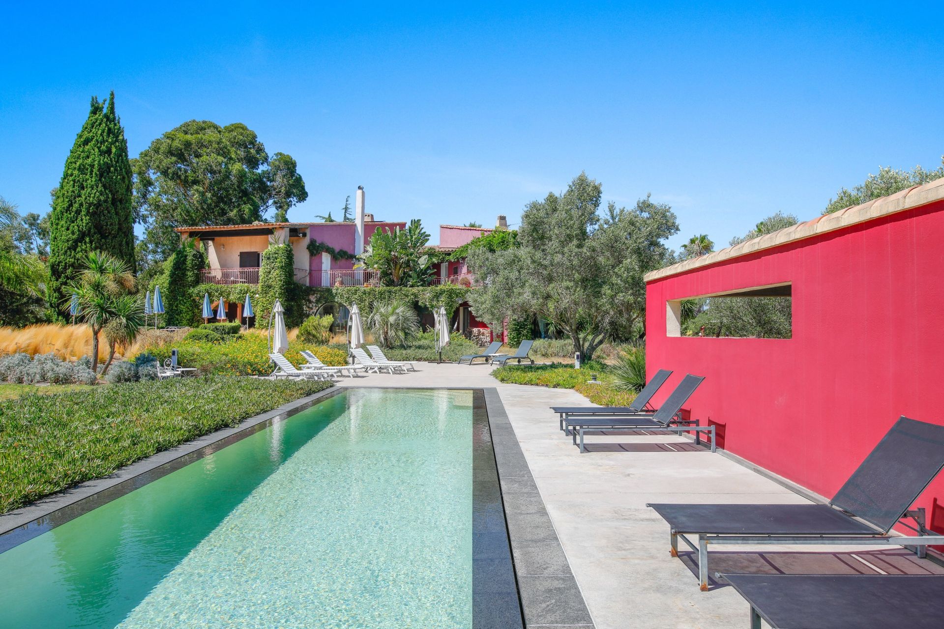 maison de luxe 13 Pièces en vente sur LA LONDE LES MAURES (83250)
