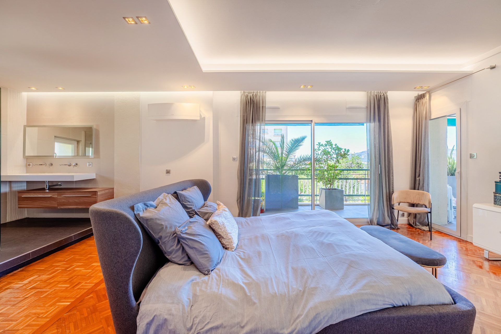 appartement de luxe 5 Pièces en location sur MARSEILLE (13008)