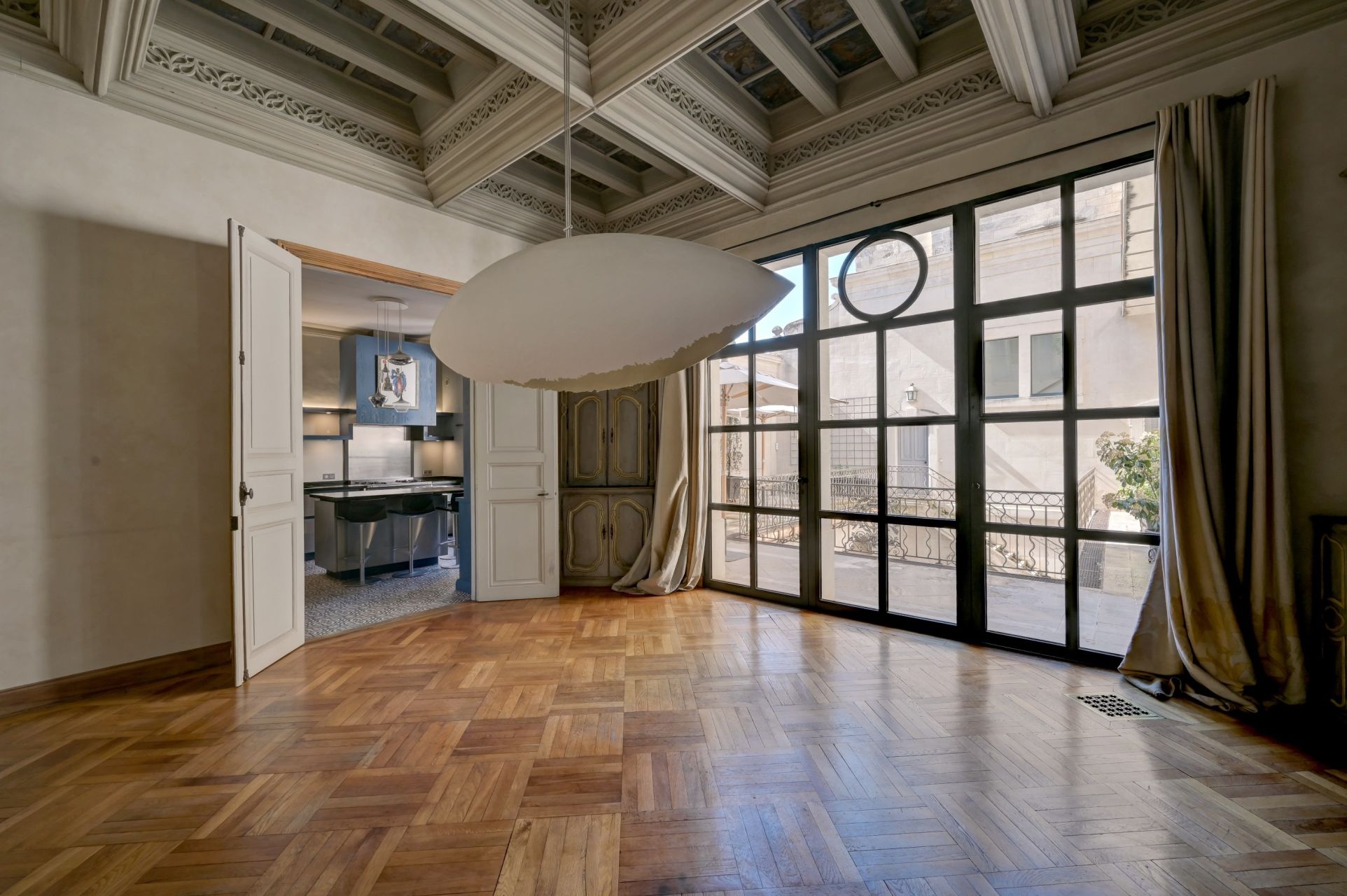 mansion (hôtel particulier) 14 Rooms for sale on AVIGNON (84000)