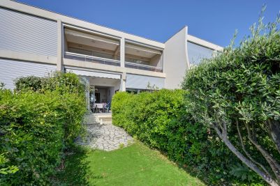 Sale Luxury apartment Cassis 2&nbsp;Rooms 51&nbsp;m²