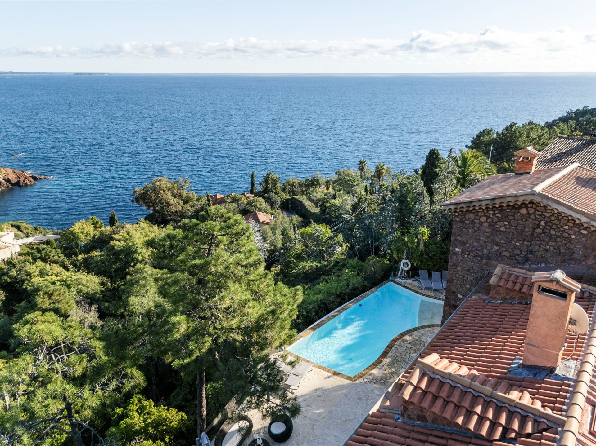 villa de luxe 6 Pièces en vente sur THEOULE SUR MER (06590)