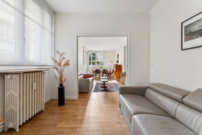 Sale Luxury apartment Neuilly-sur-Seine 3&nbsp;Rooms 83&nbsp;m²