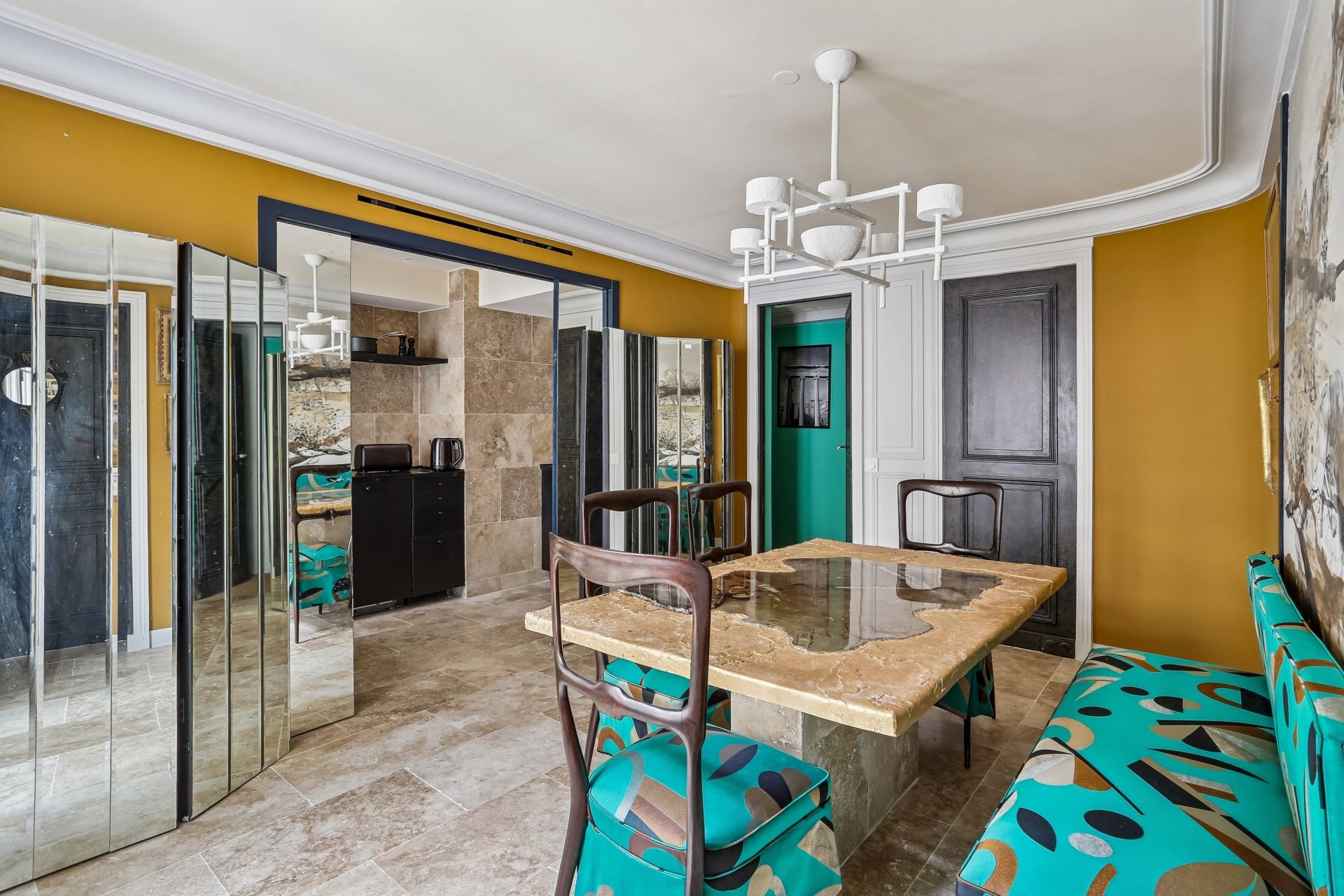 luxury apartment 4 Rooms for seasonal rent on PARIS (75006)