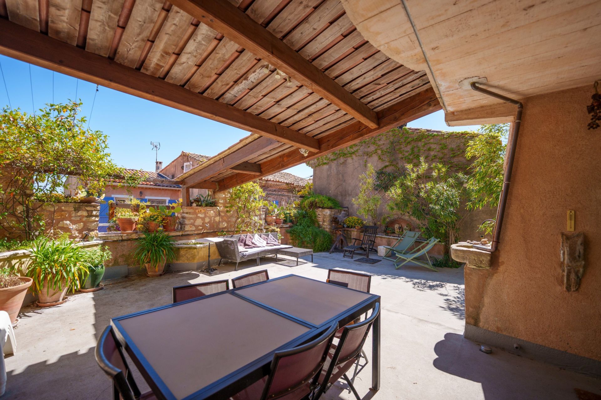 maison de luxe 13 Pièces en vente sur MONTPEYROUX (34150)