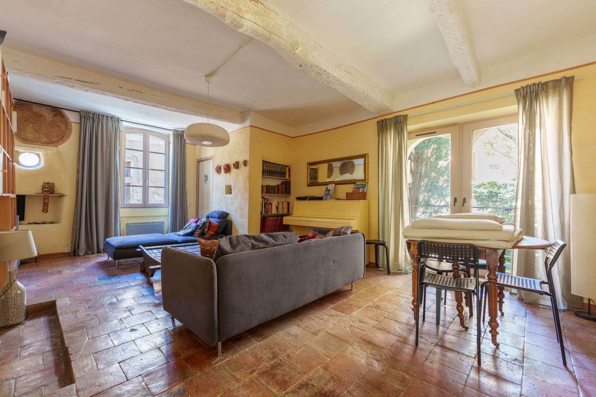maison de luxe 13 Pièces en vente sur MONTPEYROUX (34150)
