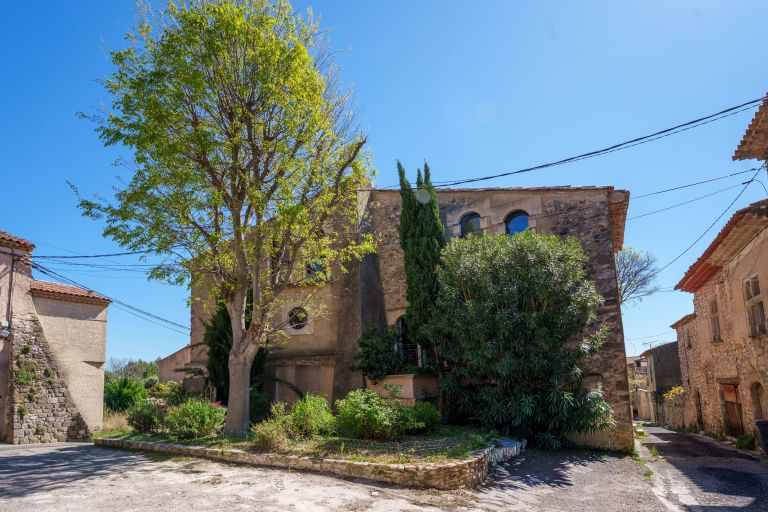 maison de luxe 13 Pièces en vente sur MONTPEYROUX (34150)