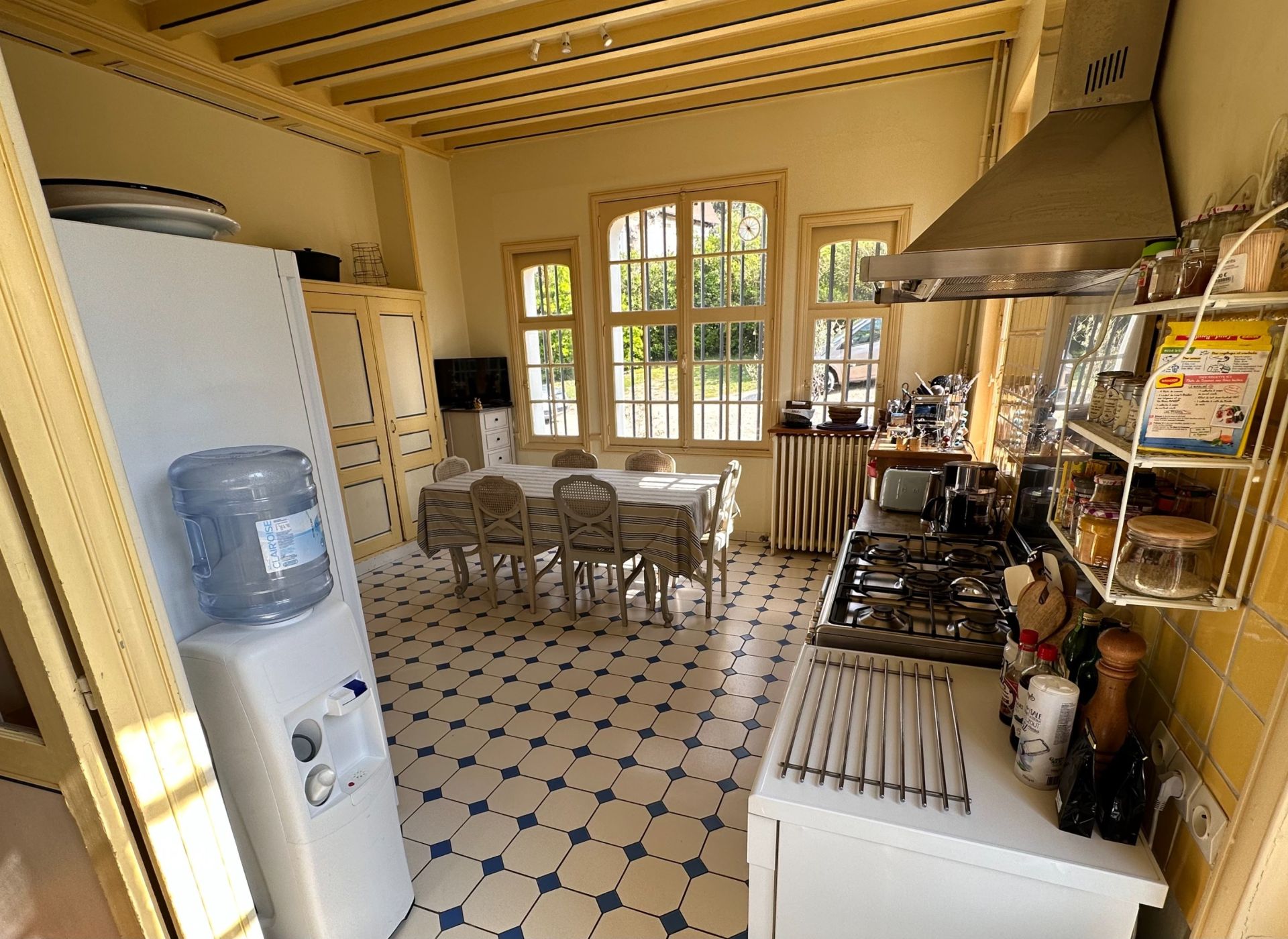 luxury house 11 Rooms for seasonal rent on BENERVILLE SUR MER (14910)