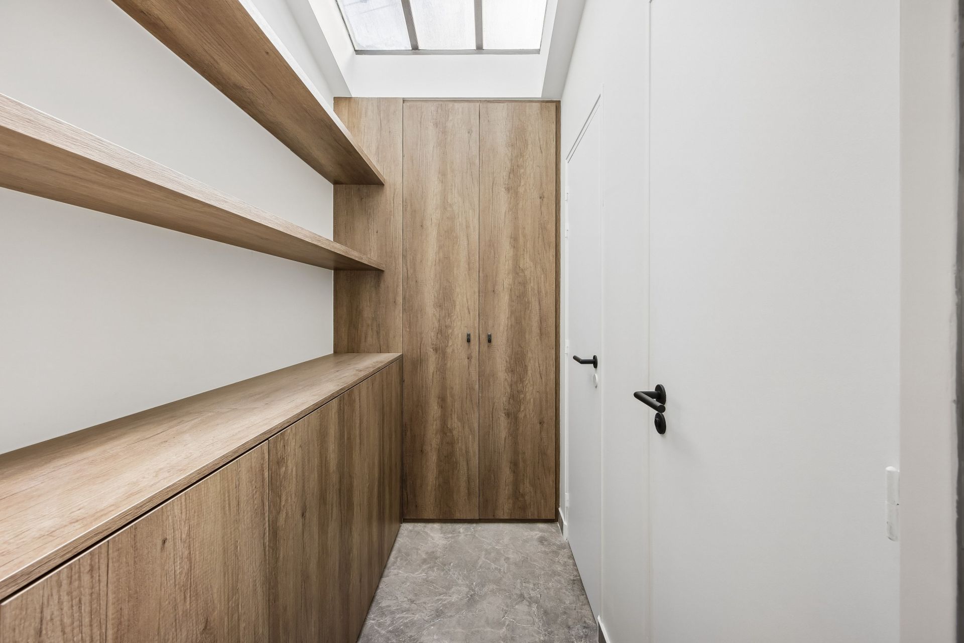 luxury apartment 5 Rooms for sale on VERSAILLES (78000)