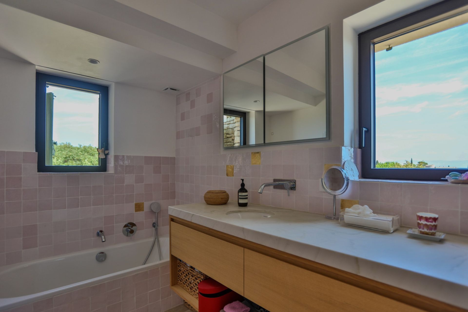 maison de luxe 10 Pièces en vente sur GORDES (84220)