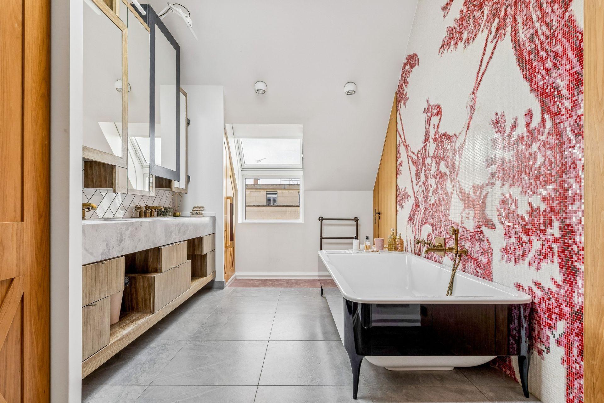 luxury apartment 6 Rooms for sale on PARIS (75003)