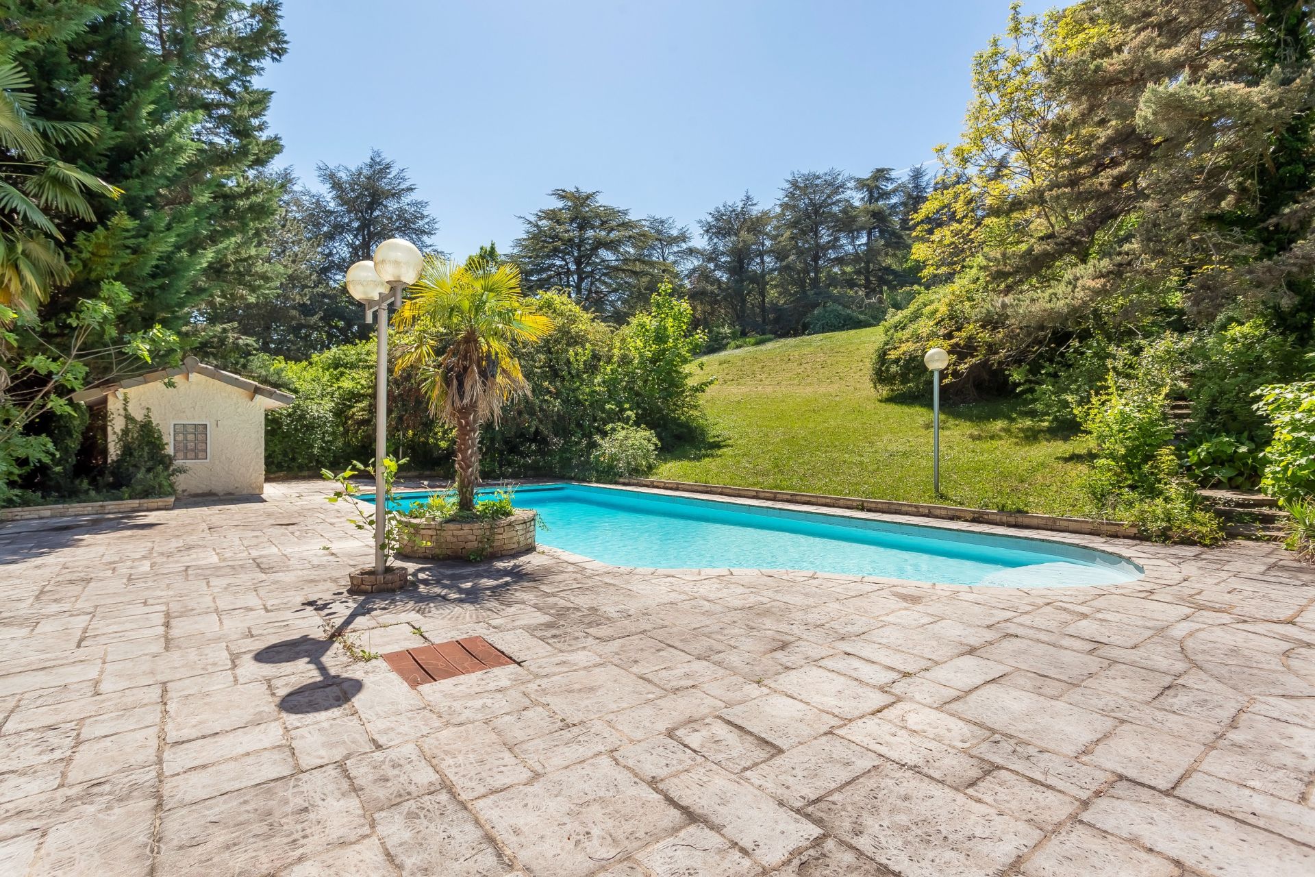 maison de luxe 7 Pièces en vente sur ST CYR AU MONT D OR (69450)