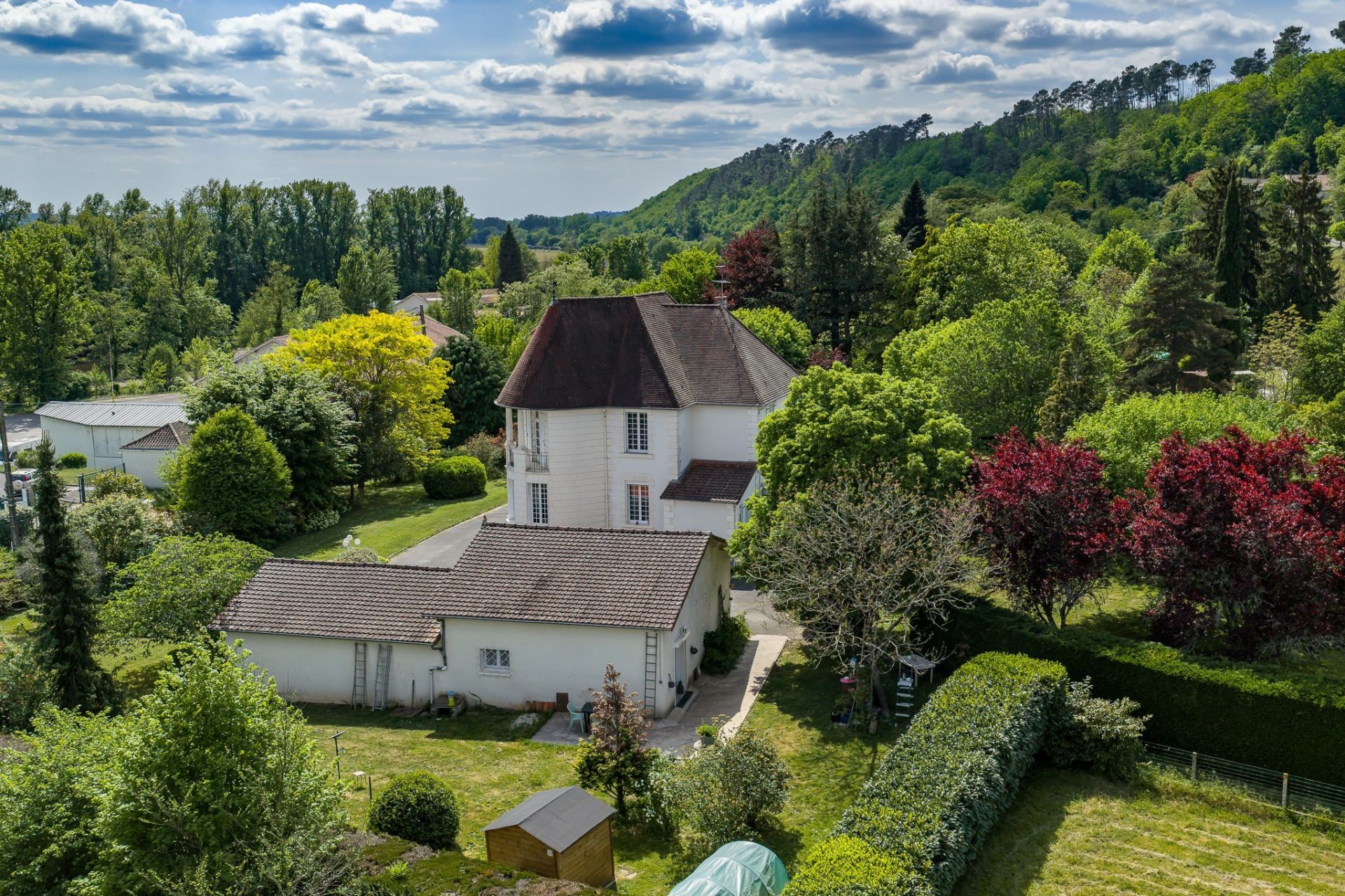 maison de luxe 8 Pièces en vente sur NEUVIC (24190)