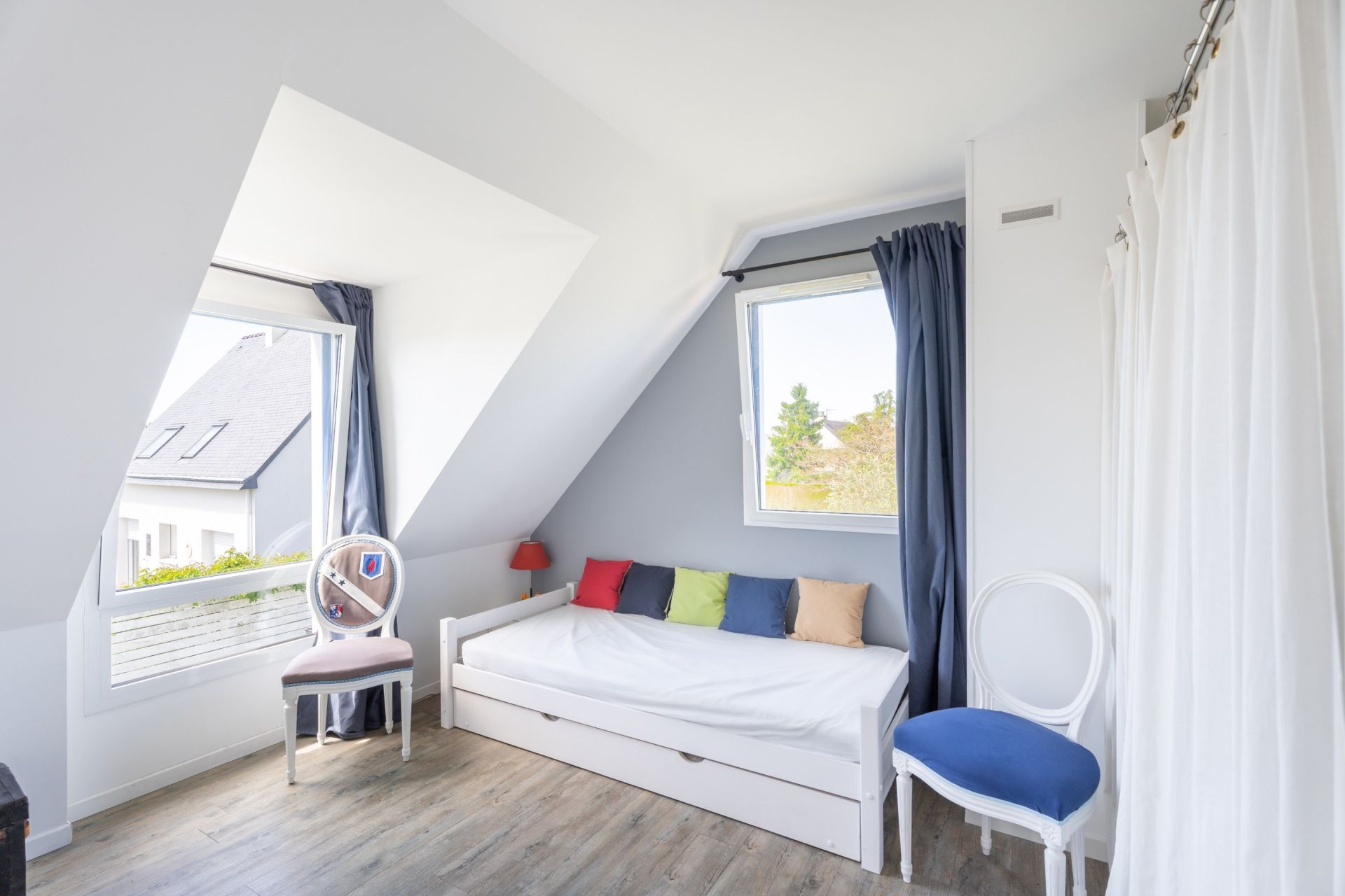 luxury house 6 Rooms for sale on LOCMARIAQUER (56740)