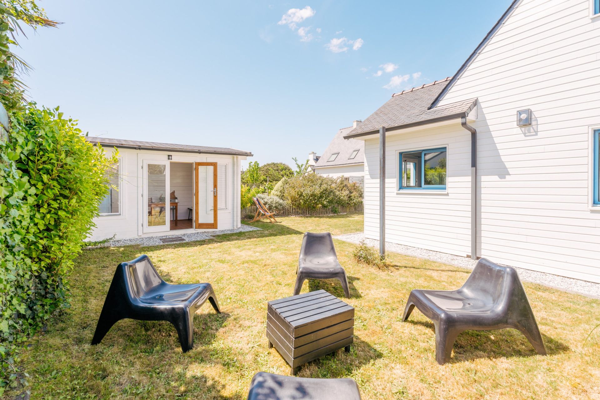 luxury house 6 Rooms for sale on LOCMARIAQUER (56740)