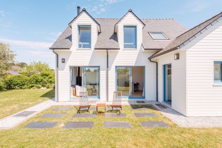 luxury house 6 Rooms for sale on LOCMARIAQUER (56740)