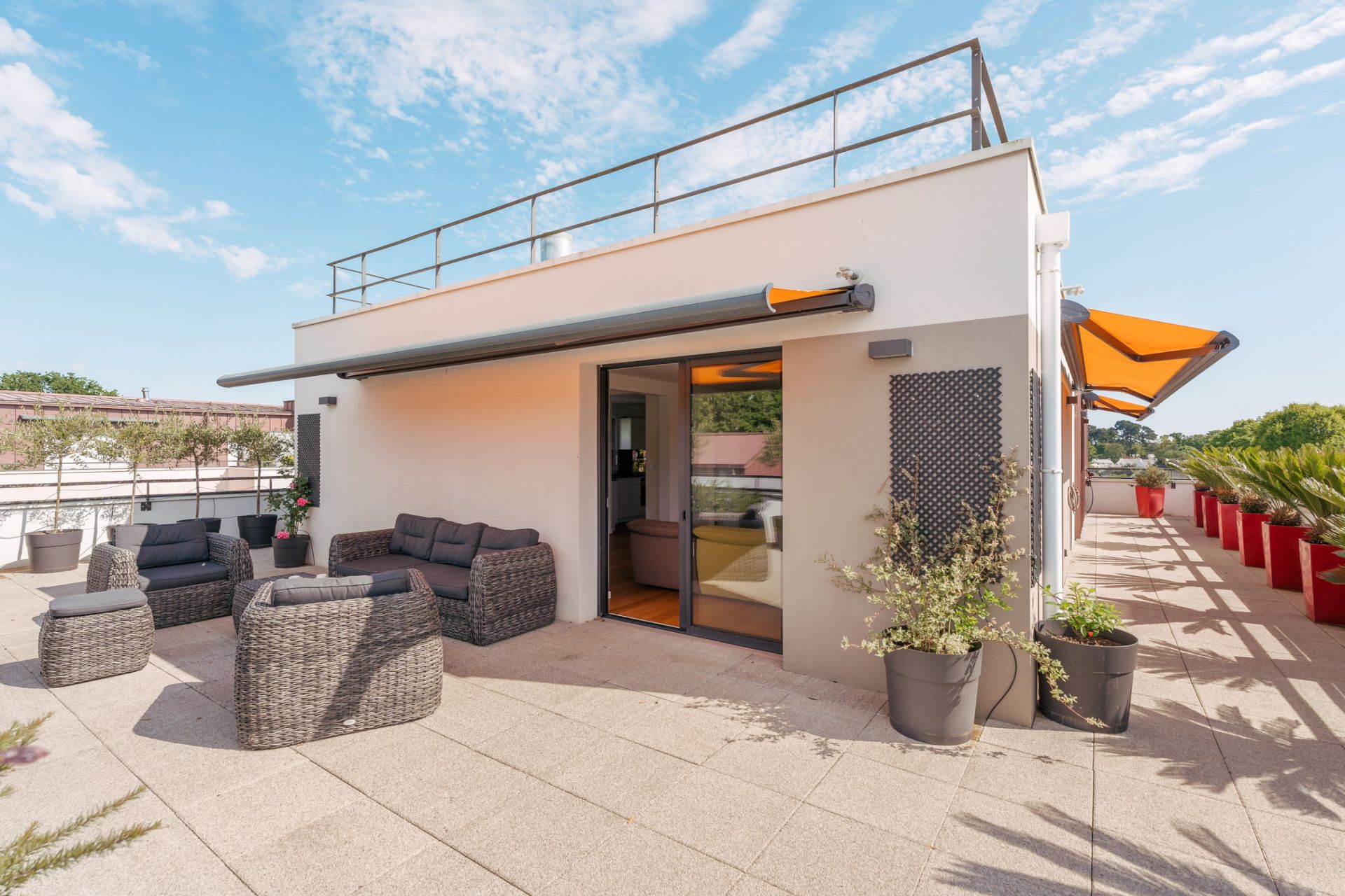 luxury apartment 4 Rooms for sale on ARRADON (56610)