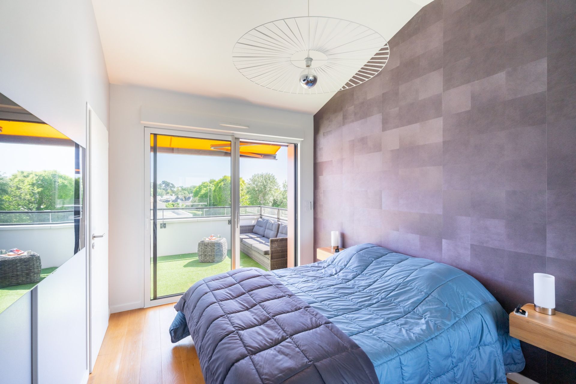 luxury apartment 4 Rooms for sale on ARRADON (56610)