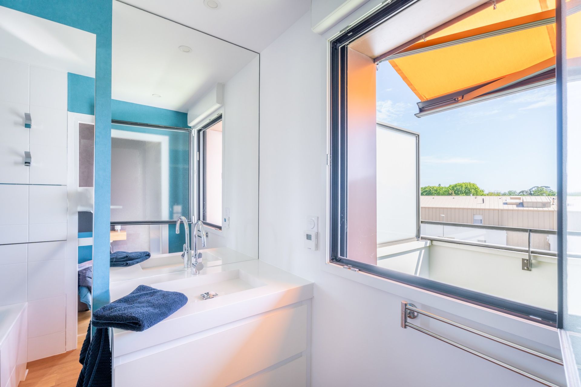 luxury apartment 4 Rooms for sale on ARRADON (56610)
