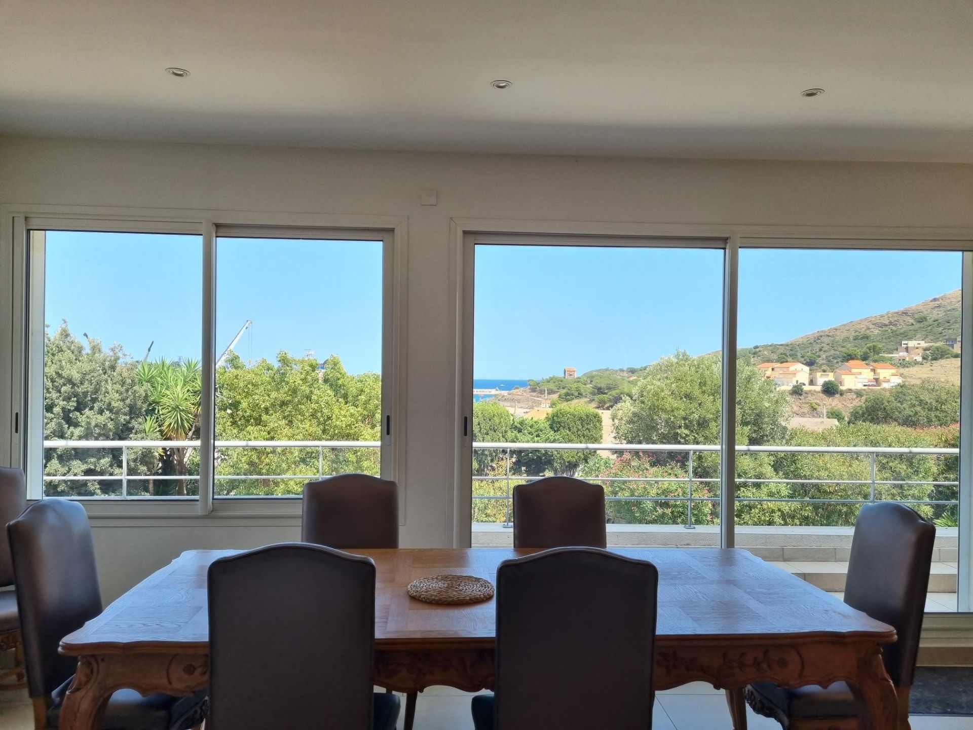 luxury house 9 Rooms for sale on PORT VENDRES (66660)