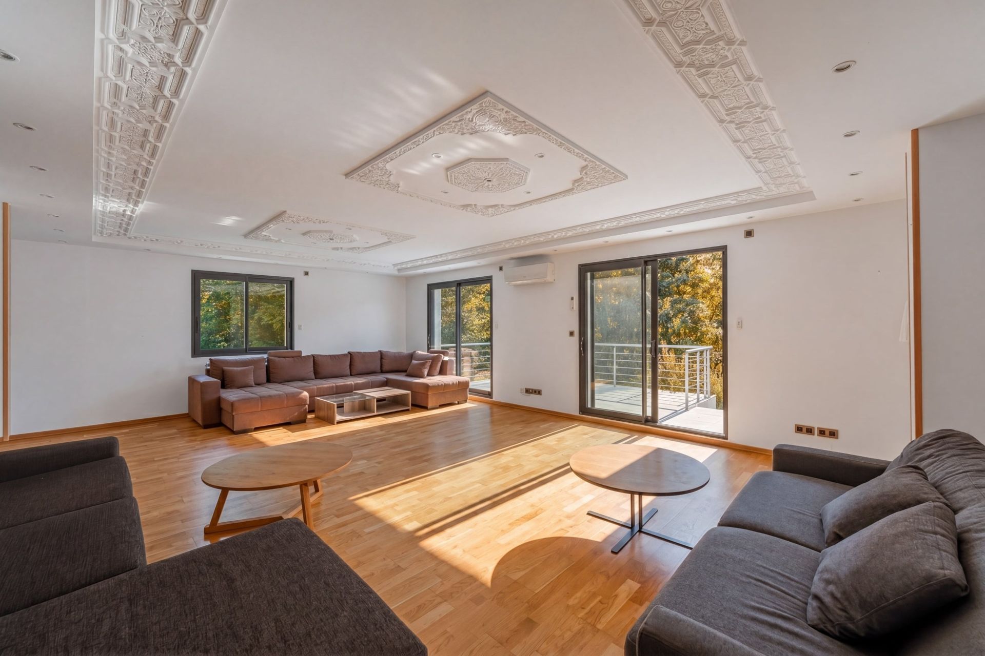 maison de luxe 7 Pièces en vente sur DIVONNE LES BAINS (01220)