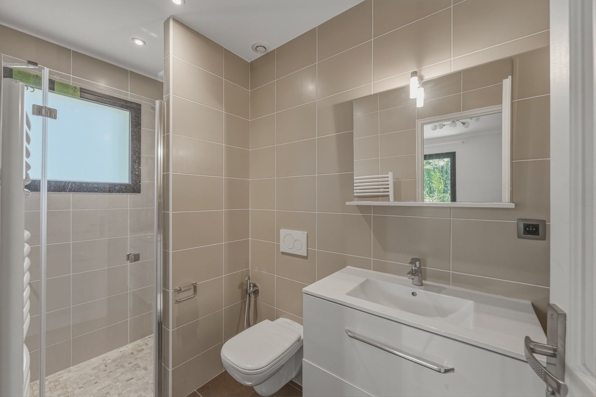 maison de luxe 7 Pièces en vente sur DIVONNE LES BAINS (01220)