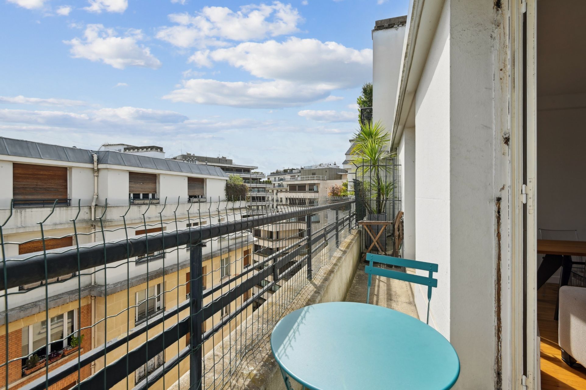 duplex de luxe 3 Pièces en vente sur PARIS (75116)