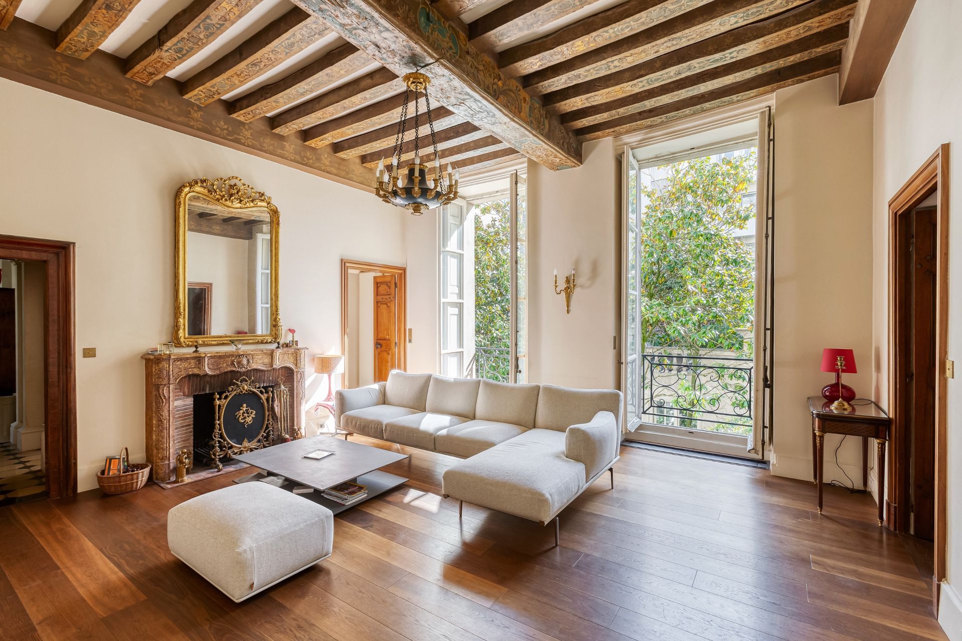 luxury apartment 6 Rooms for sale on PARIS (75006)