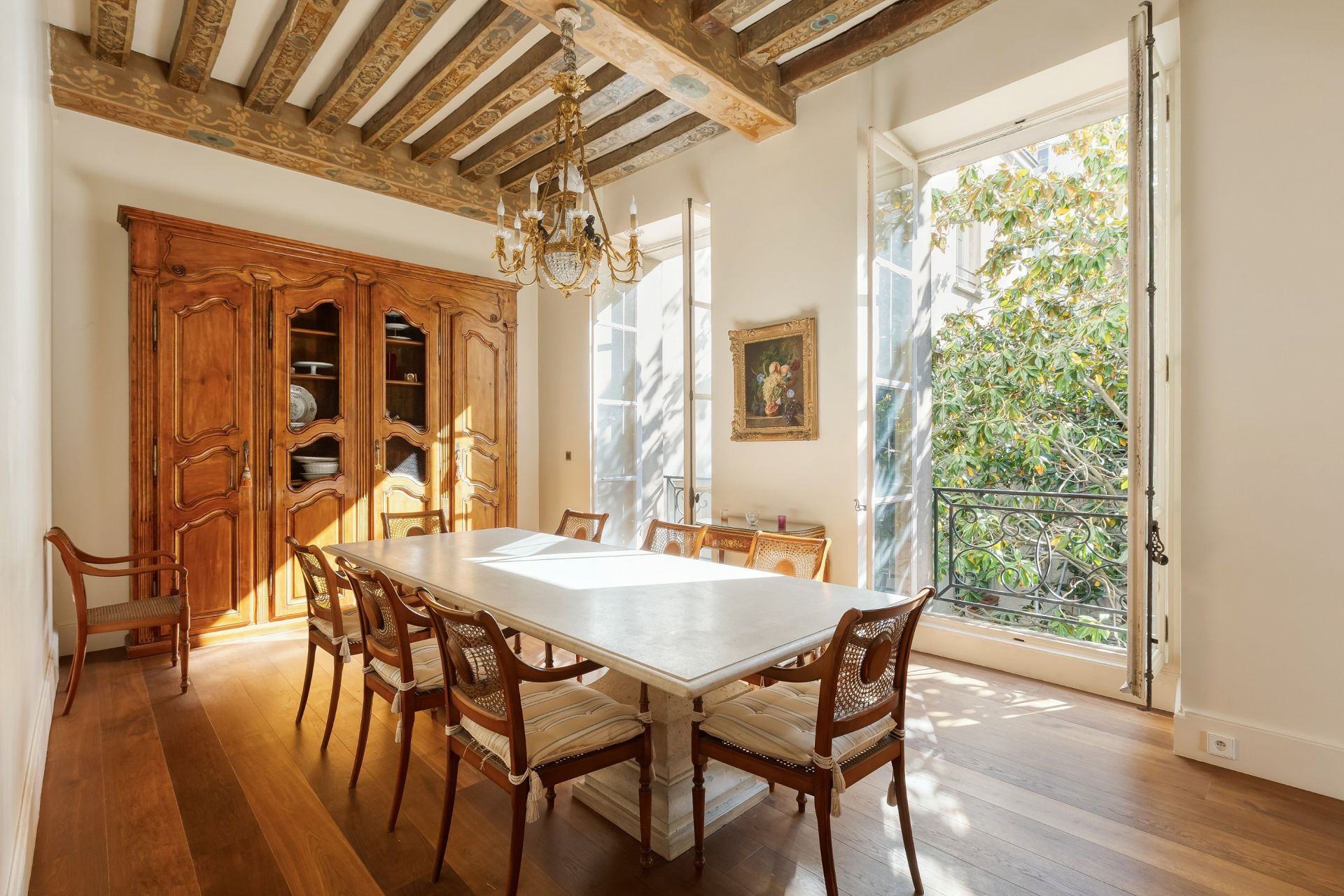 luxury apartment 6 Rooms for sale on PARIS (75006)