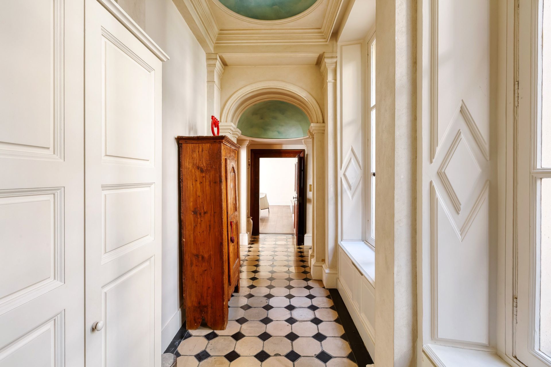 luxury apartment 6 Rooms for sale on PARIS (75006)