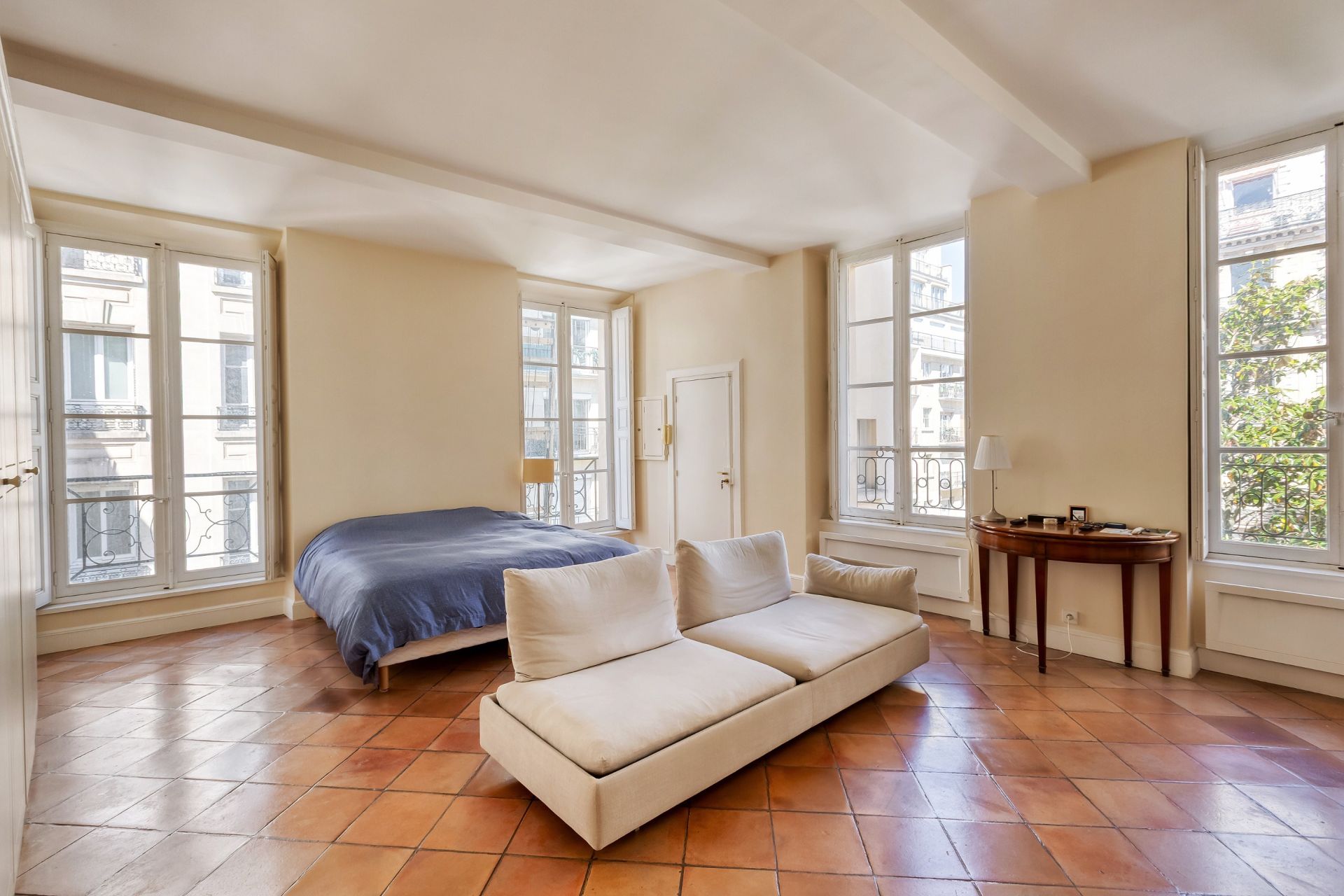 luxury apartment 6 Rooms for sale on PARIS (75006)