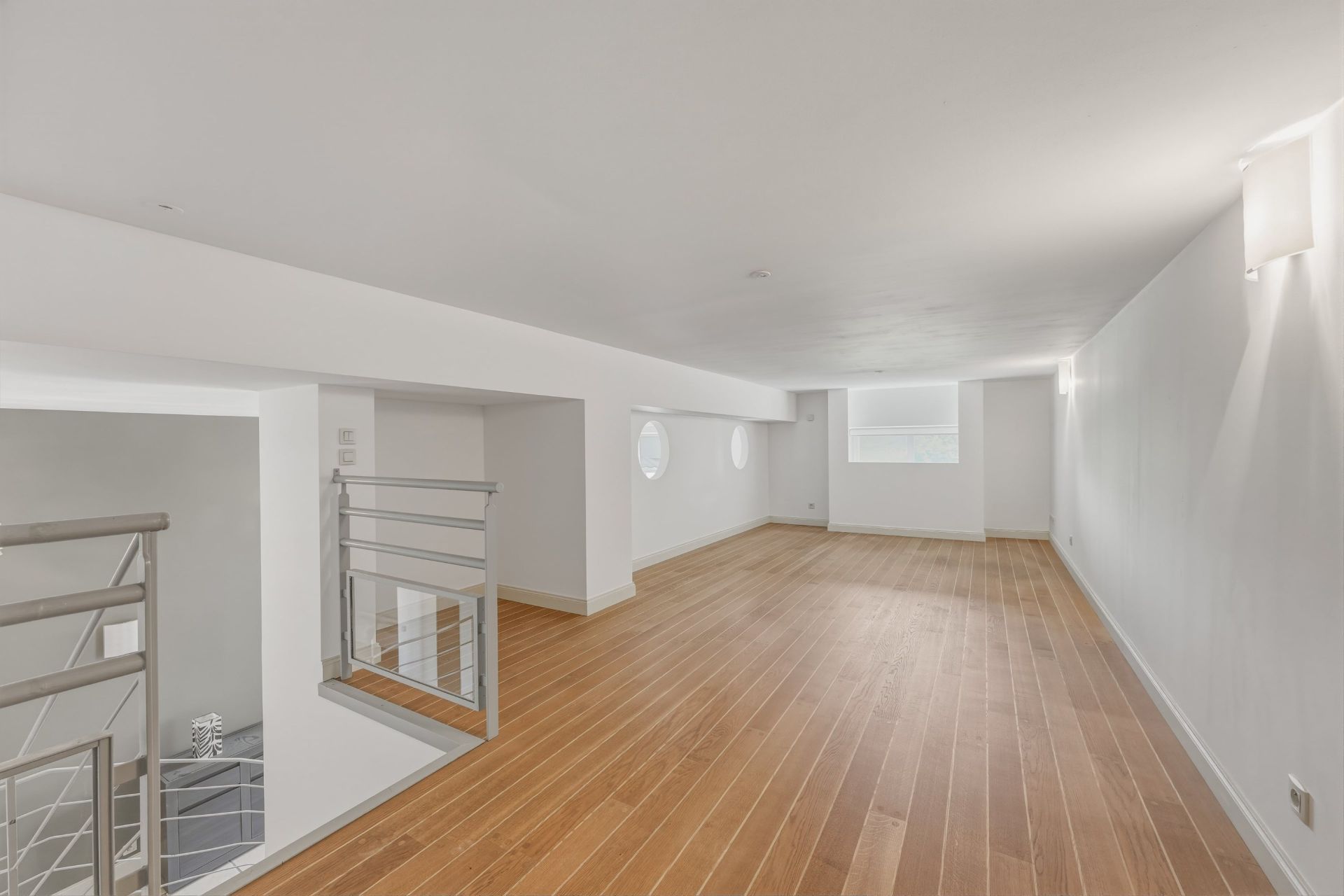 luxury apartment 4 Rooms for sale on ETREMBIERES (74100)