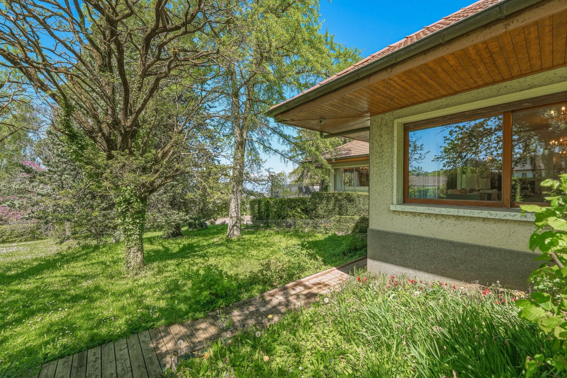 luxury house 13 Rooms for sale on ARCHAMPS (74160)