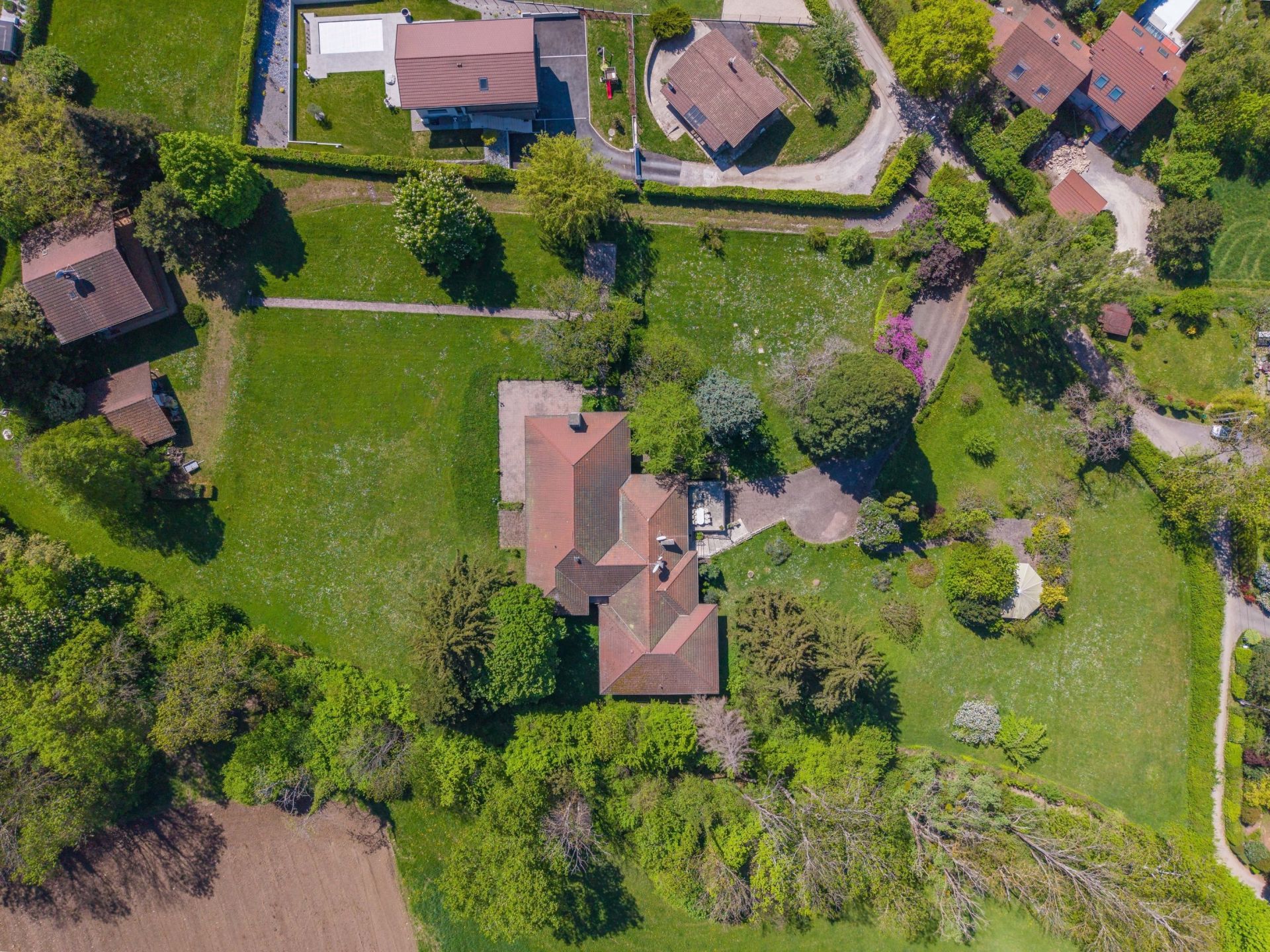 luxury house 13 Rooms for sale on ARCHAMPS (74160)